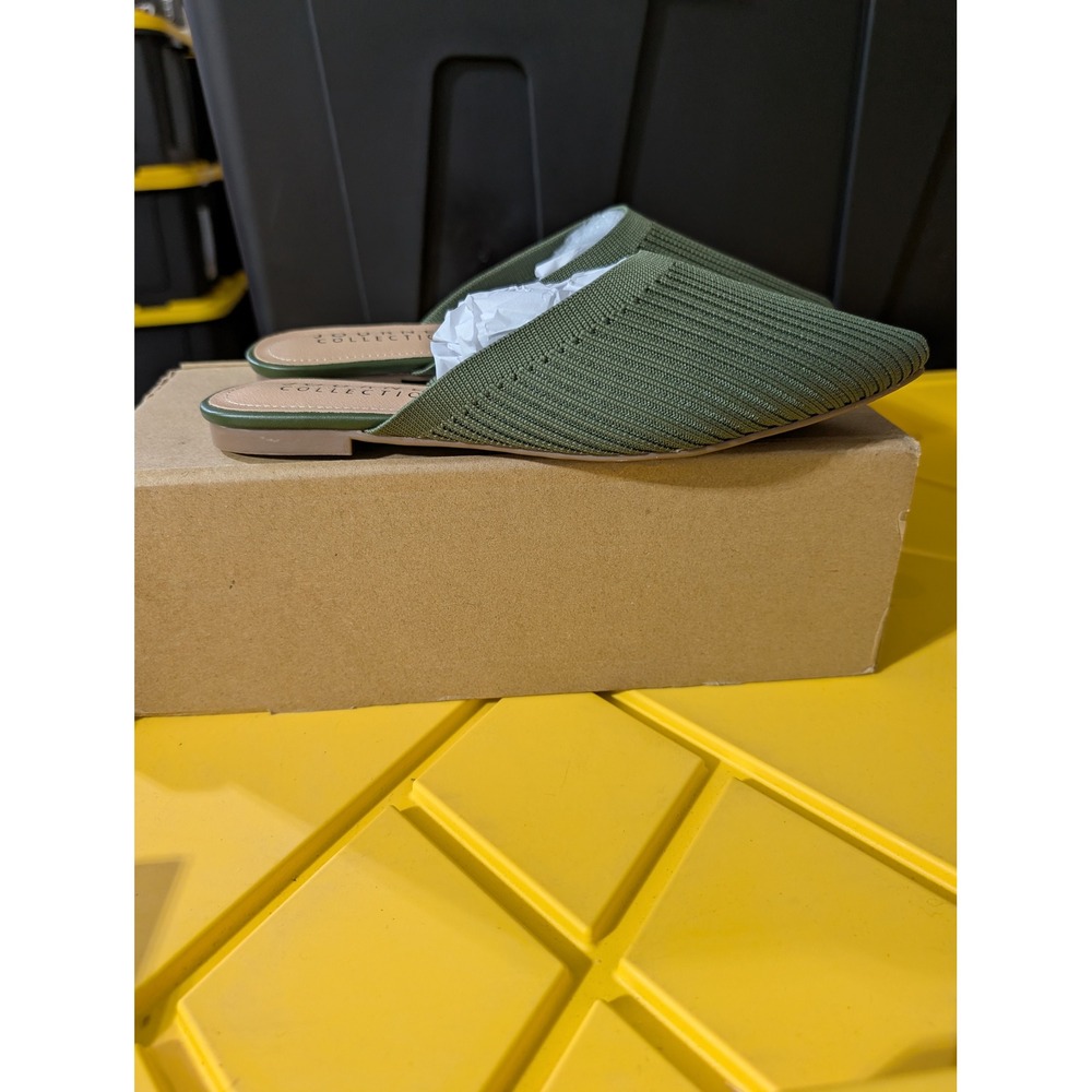 Journee Collection Aniee Olive Green Ribbed Knit Pointed Toe Mules Flats Size 6W